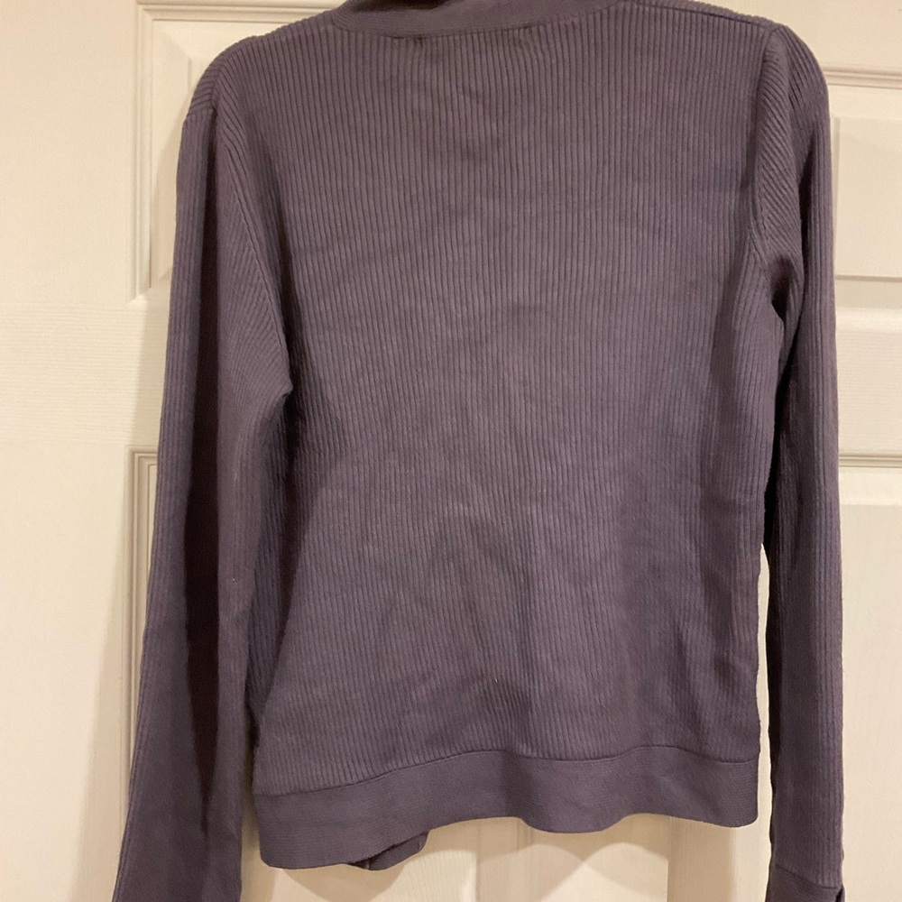 Sweater - Picture 2 of 4